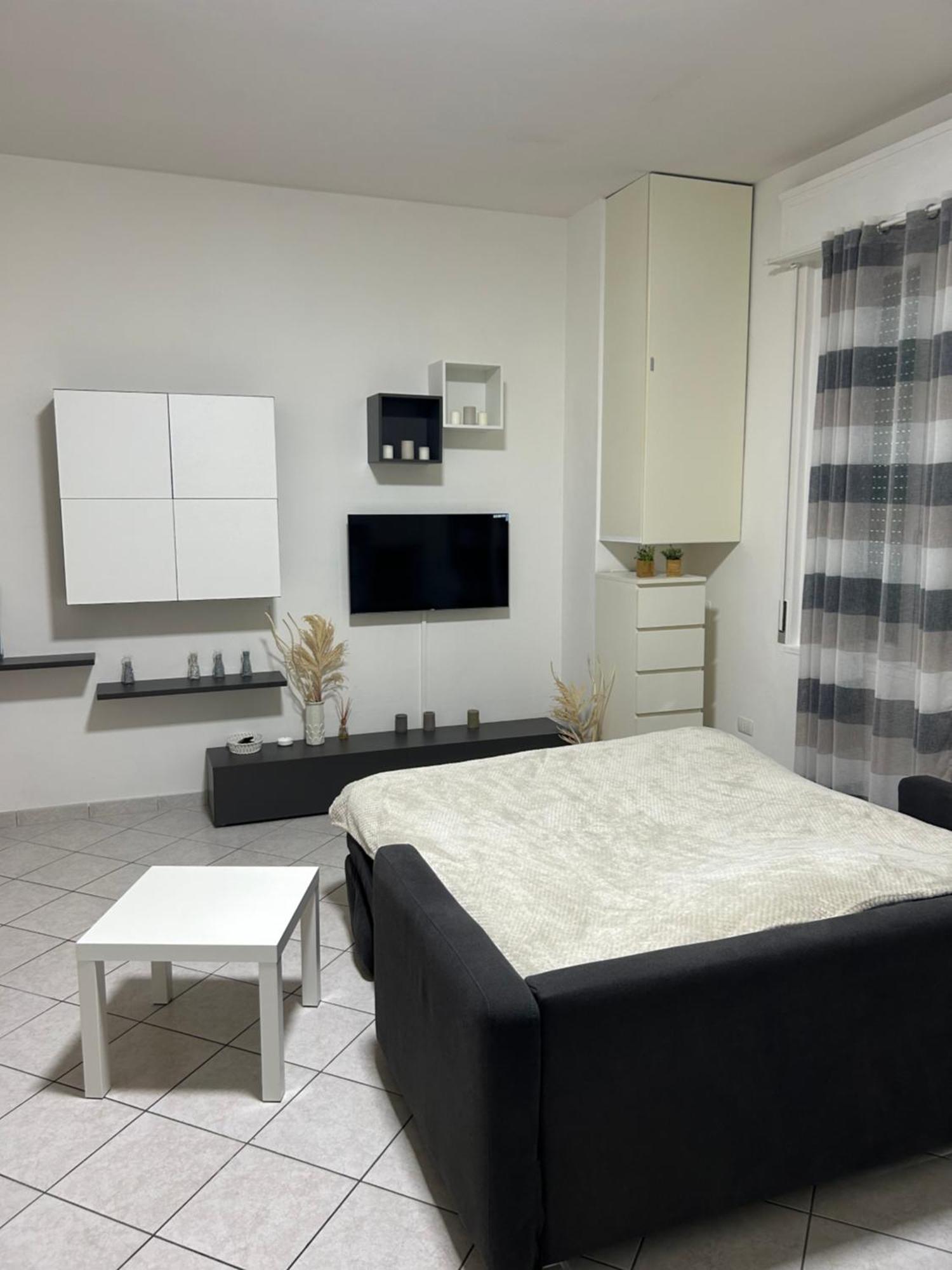 White Home Forli Centro Bagian luar foto